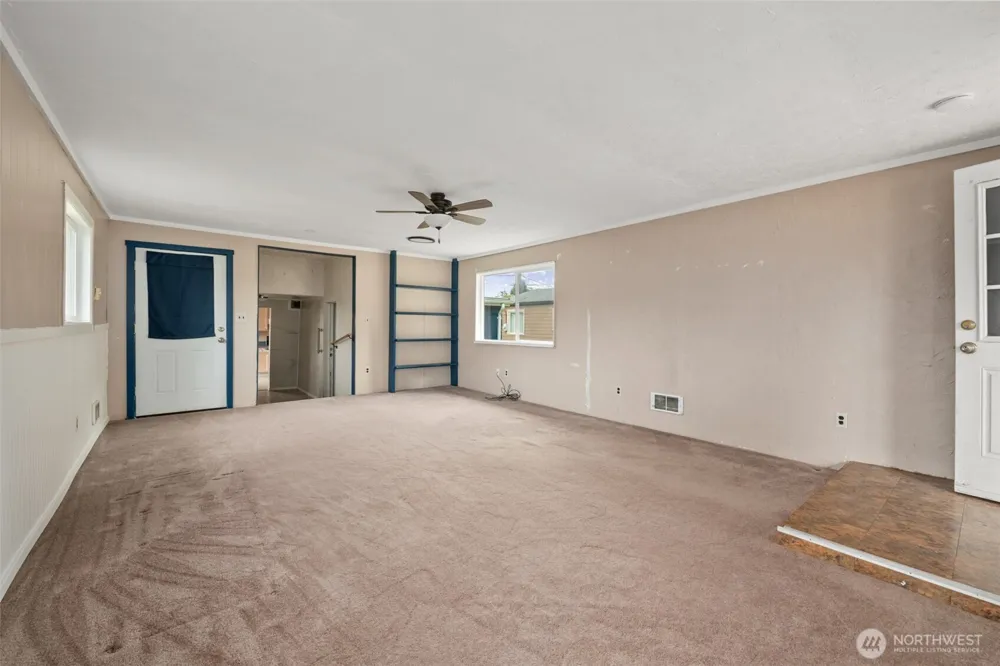 1720 2nd Street Cosmopolis, WA 98537