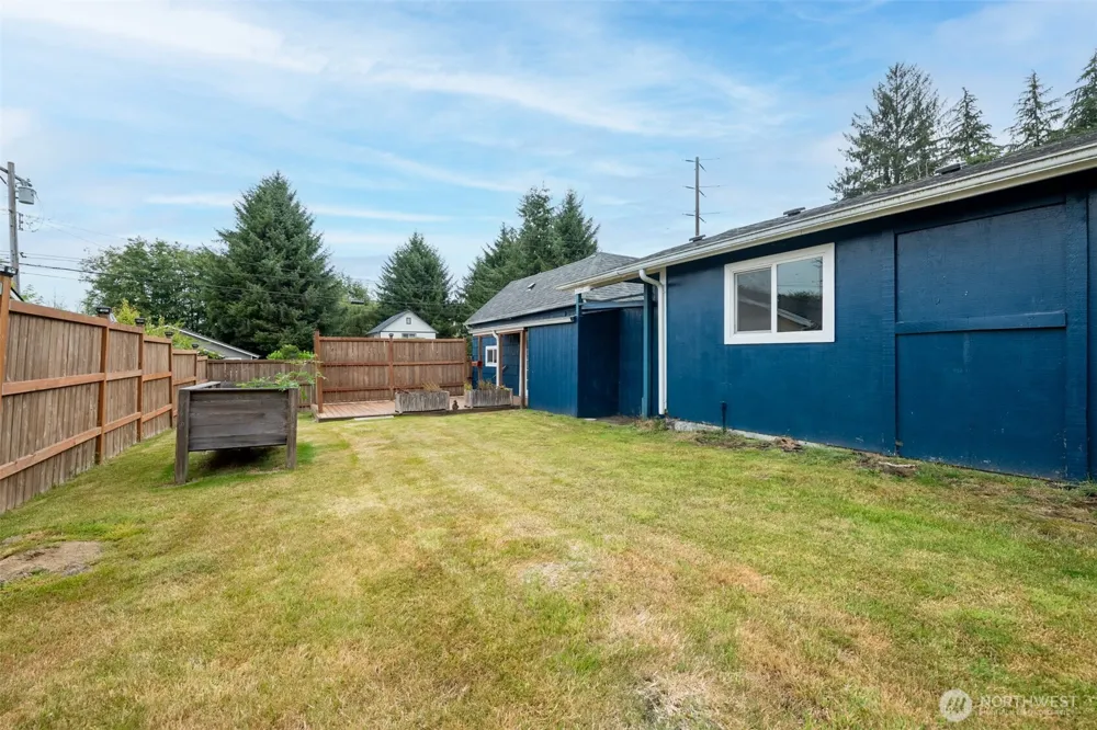 1720 2nd Street Cosmopolis, WA 98537