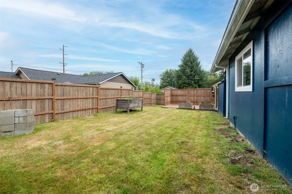1720 2nd Street Cosmopolis, WA 98537