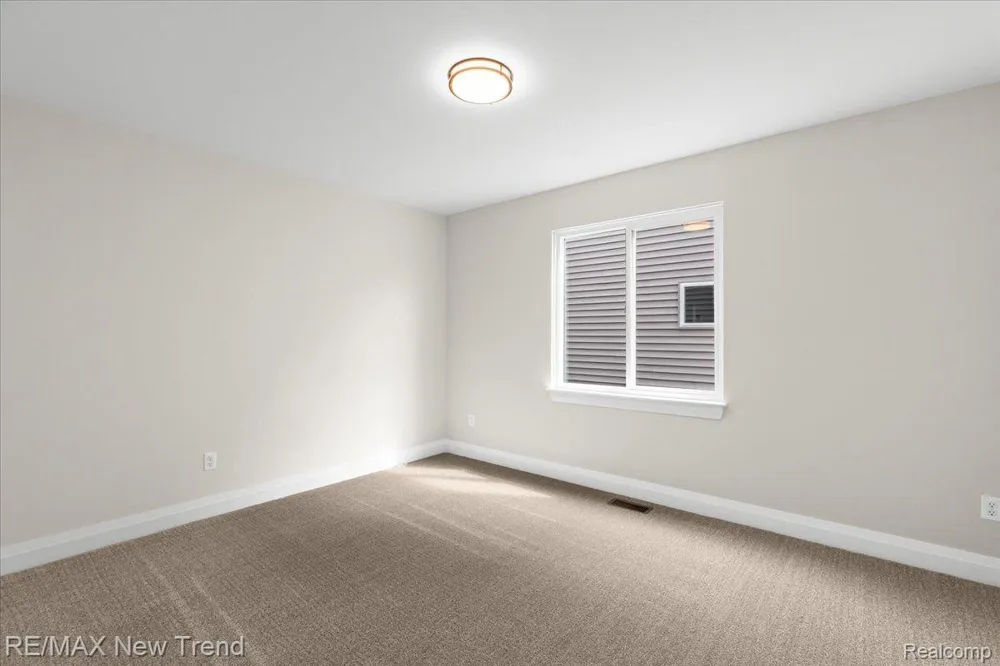 209 MOUNTAIN VIEW LANE Milford Village, MI 48381