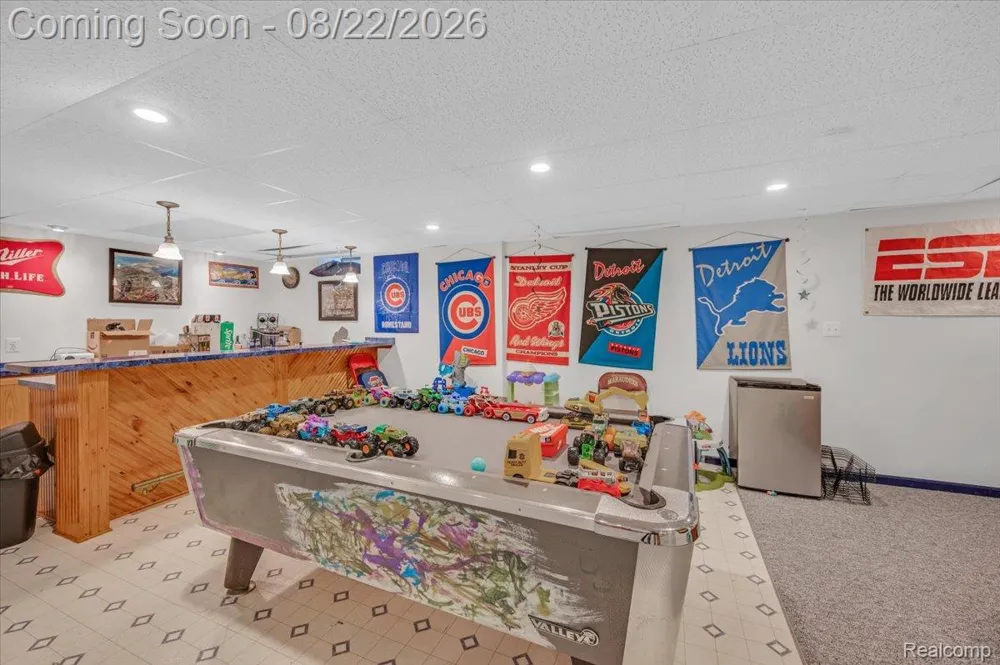 21723 Magnolia Court Macomb Township, MI 48044