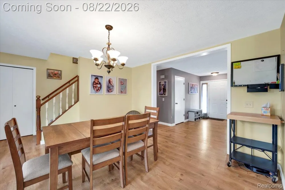 21723 Magnolia Court Macomb Township, MI 48044