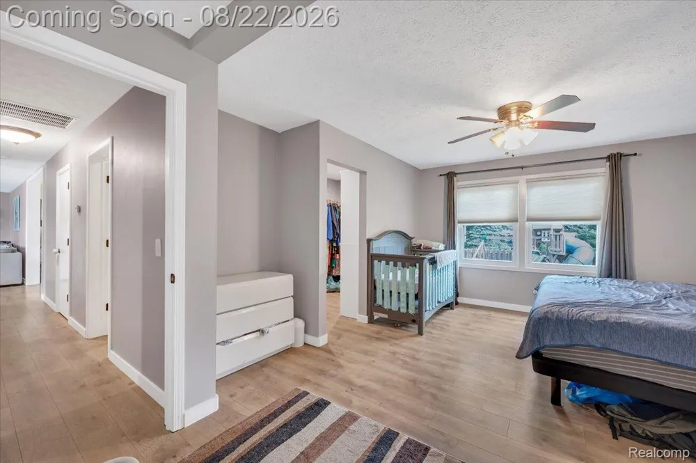 21723 Magnolia Court Macomb Township, MI 48044
