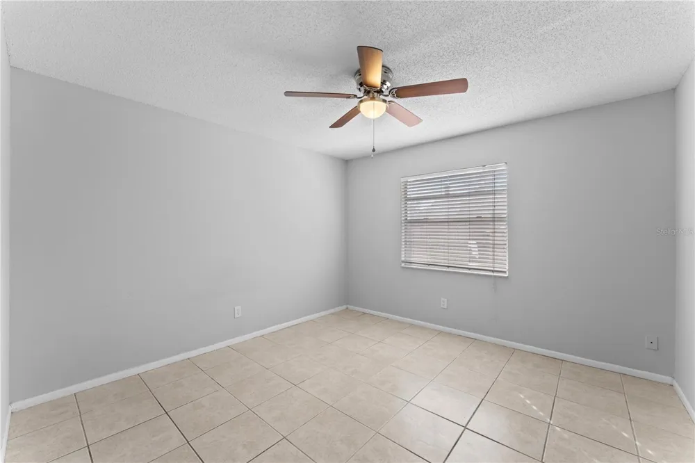 5108 LAWNTON COURT Tampa, FL 33624