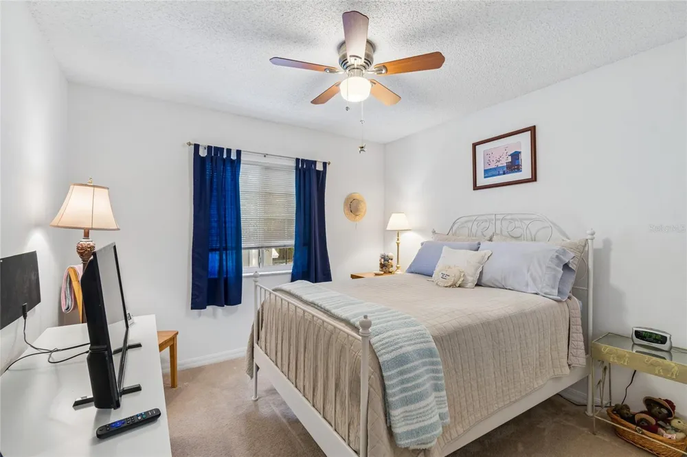 4009 DOLPHIN DRIVE Tampa, FL 33617