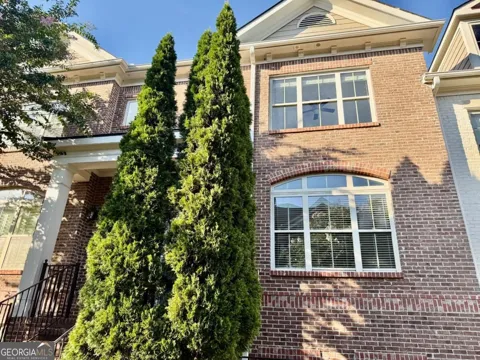 7670 Willoughby CT