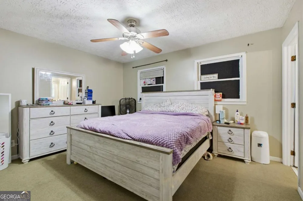 110 Crestmont DR Calhoun, GA 30701