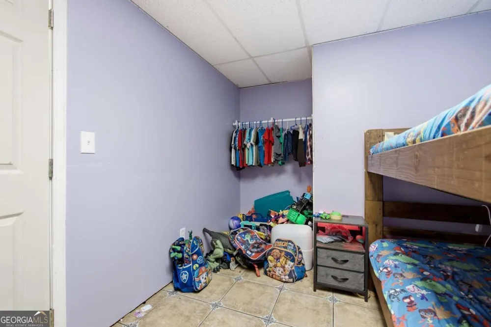 110 Crestmont DR Calhoun, GA 30701