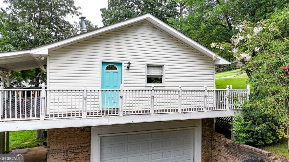 110 Crestmont DR Calhoun, GA 30701