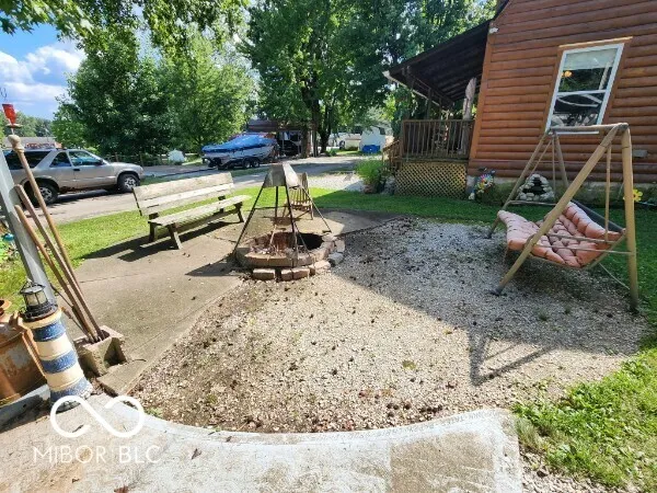 5175 Van Bibber Lake Estates Greencastle, IN 46135