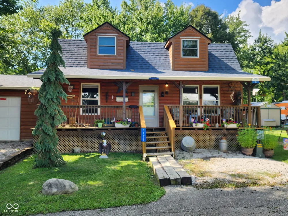 5175 Van Bibber Lake Estates Greencastle, IN 46135