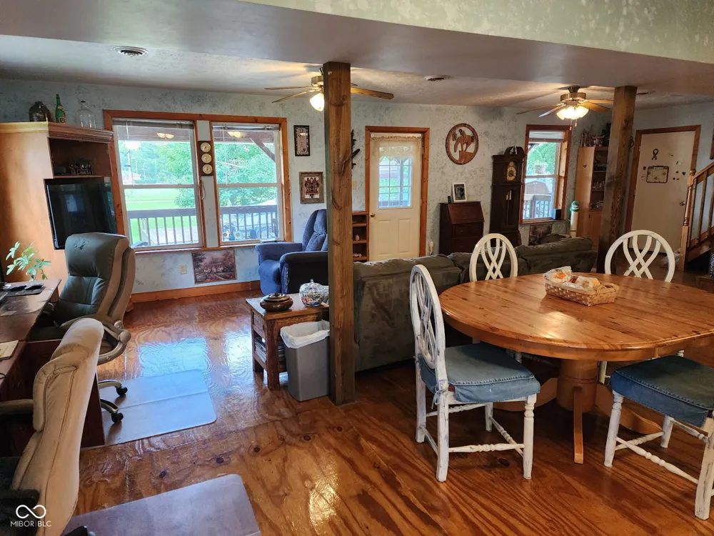 5175 Van Bibber Lake Estates Greencastle, IN 46135