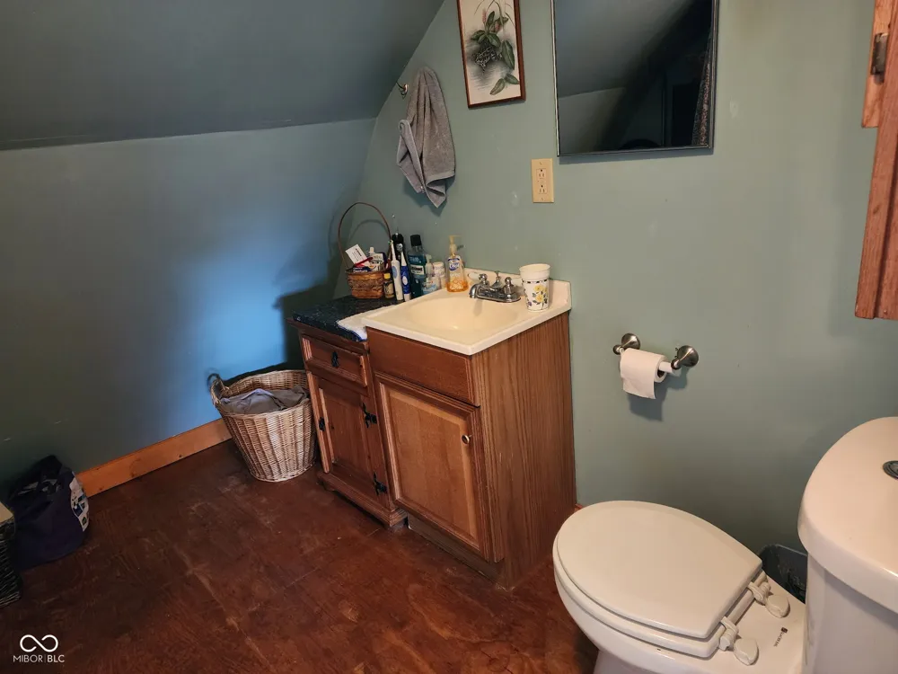 5175 Van Bibber Lake Estates Greencastle, IN 46135