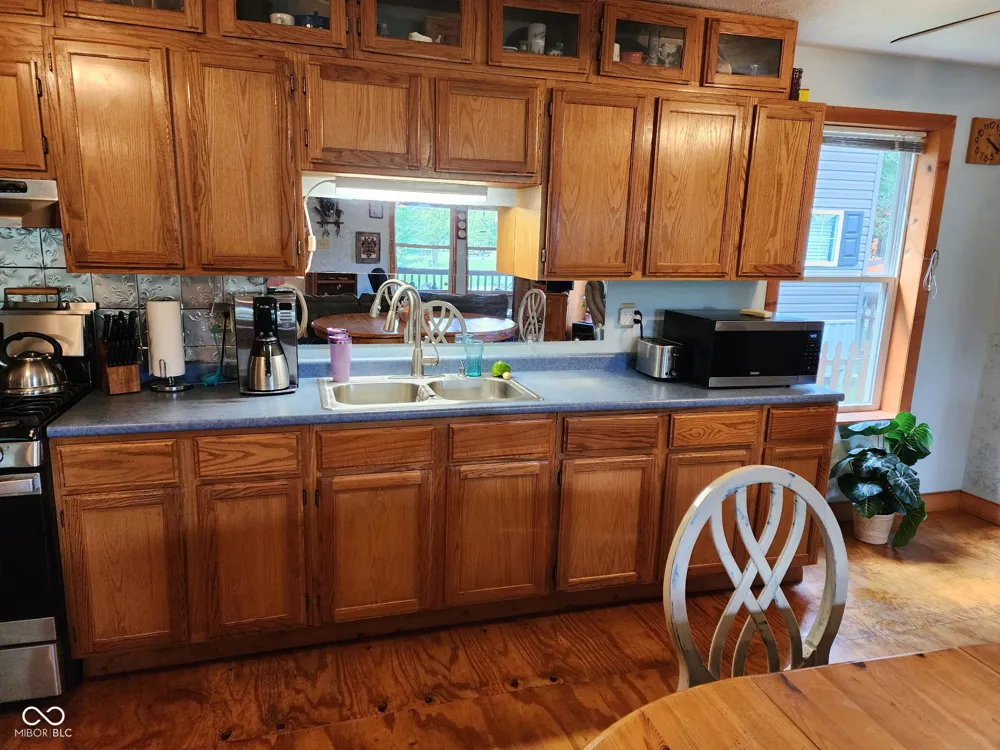 5175 Van Bibber Lake Estates Greencastle, IN 46135