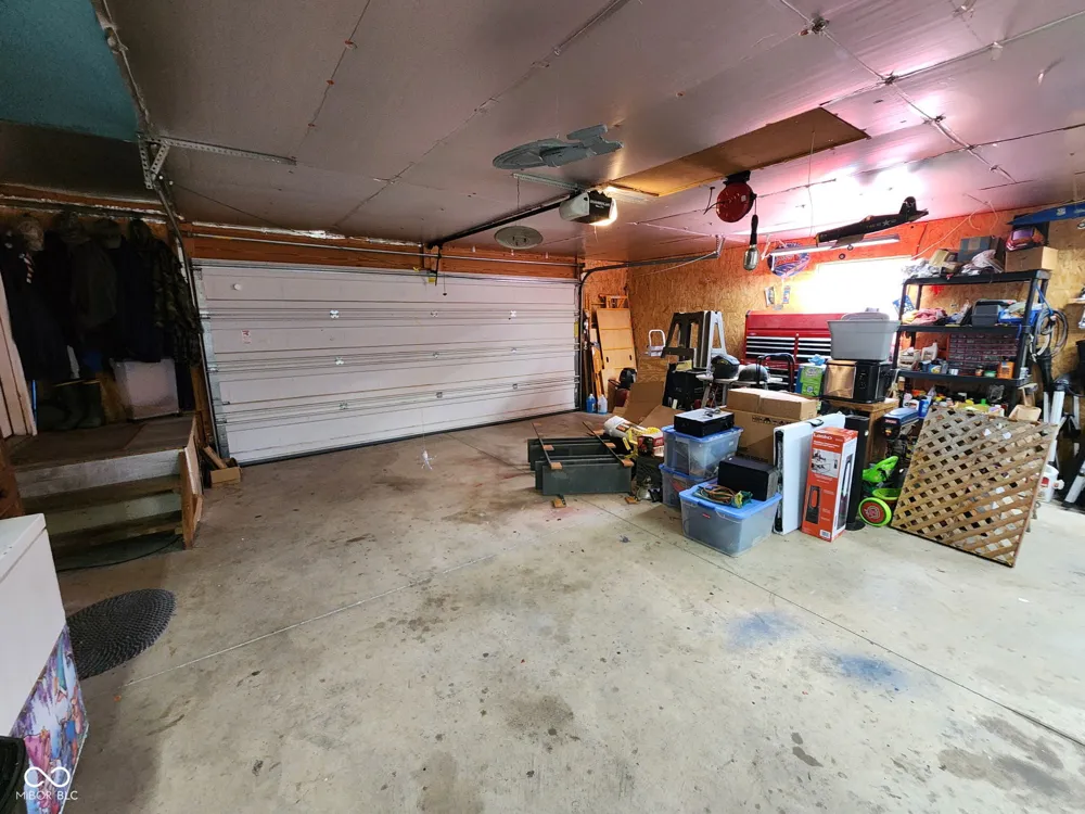 5175 Van Bibber Lake Estates Greencastle, IN 46135