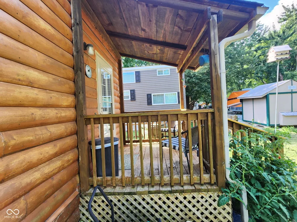 5175 Van Bibber Lake Estates Greencastle, IN 46135