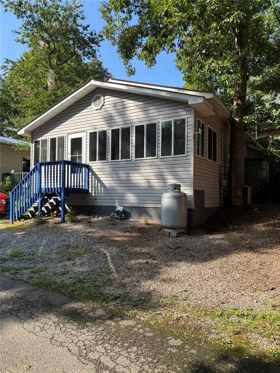 61 Rocky Lane Cleveland, GA 30528
