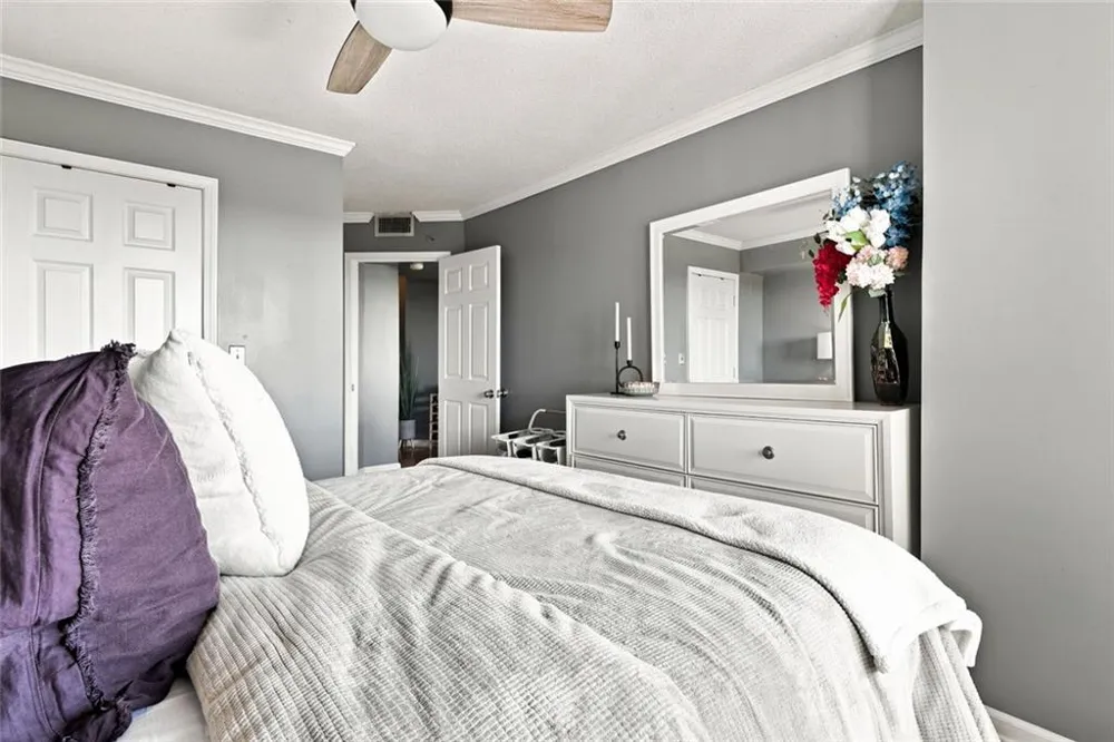 795 Hammond Drive #1708 Sandy Springs, GA 30328