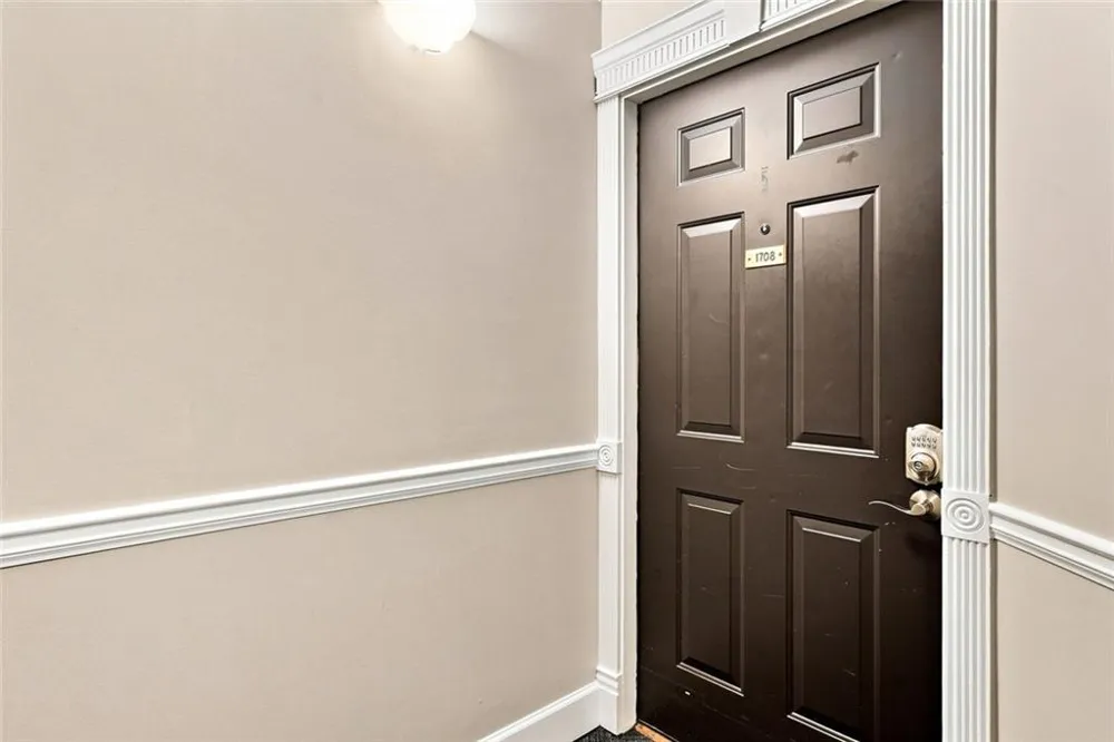 795 Hammond Drive #1708 Sandy Springs, GA 30328