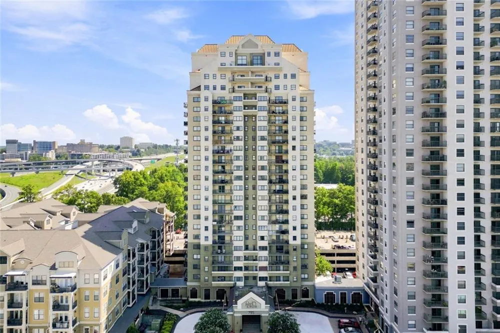 795 Hammond Drive #1708 Sandy Springs, GA 30328