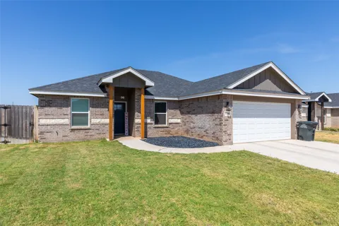 1708 Sweetwater Lane
