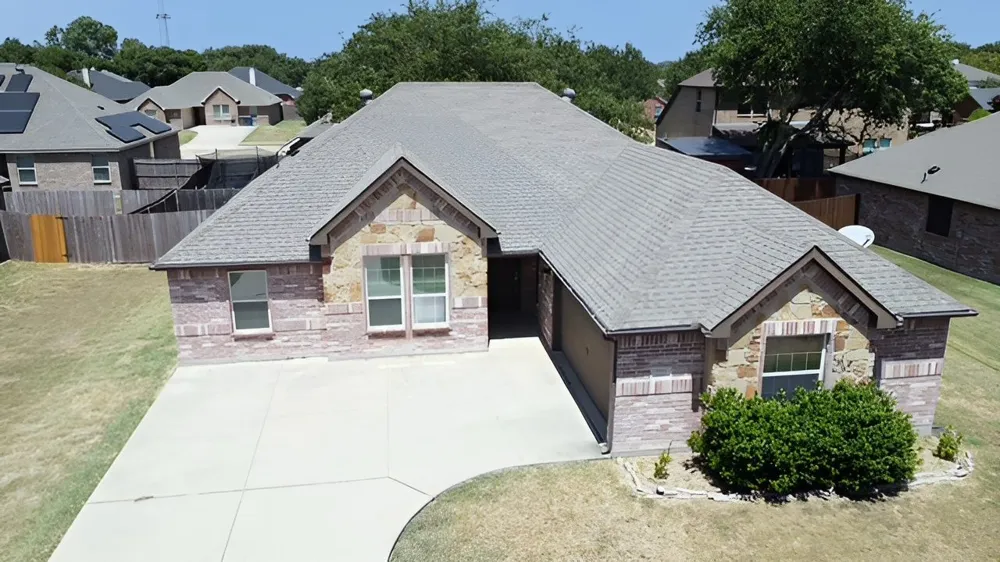 221 Anthony Lane Red Oak, TX 75154