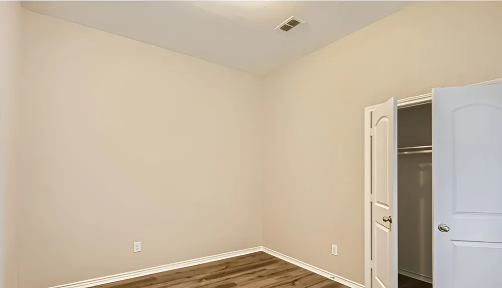 221 Anthony Lane Red Oak, TX 75154