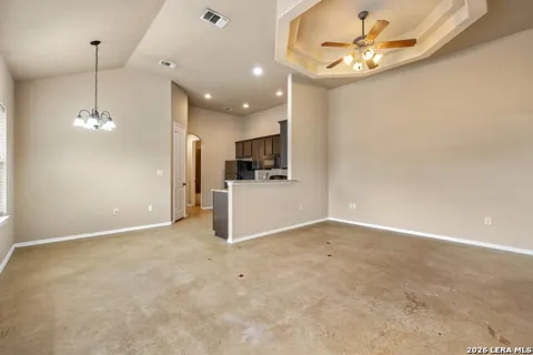 216 STONE GATE DR