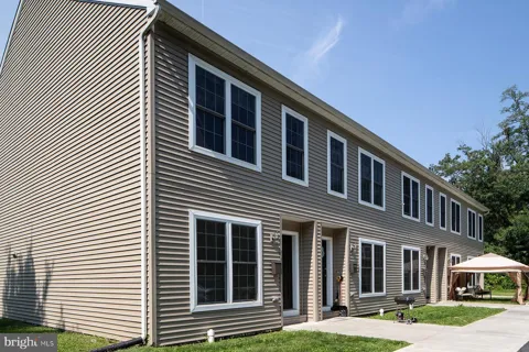 4738 TUSCARORA