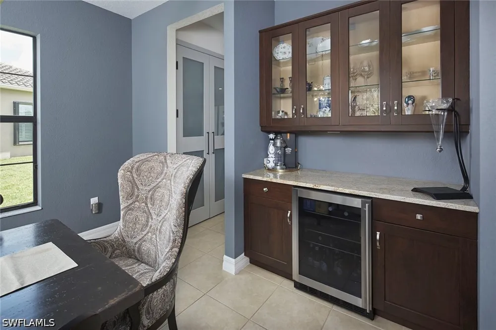 Madeira Court Naples, FL 34119
