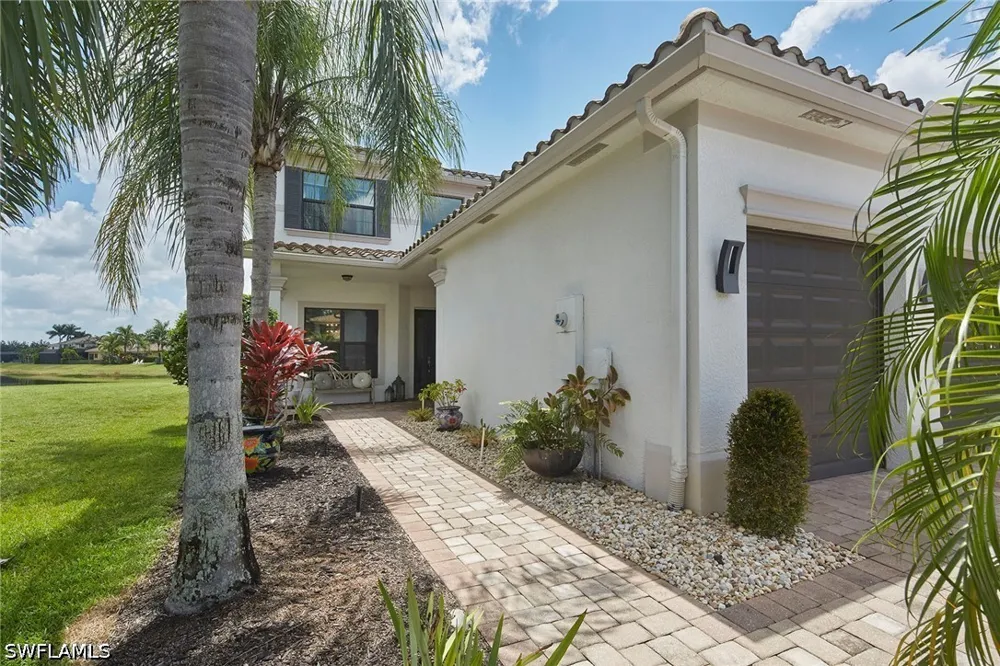 Madeira Court Naples, FL 34119