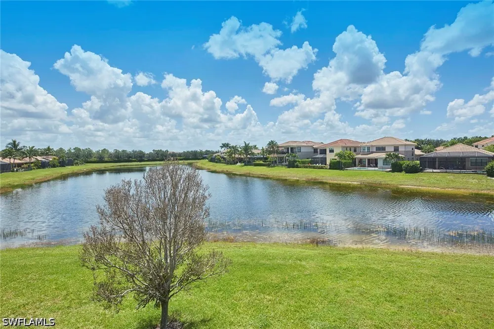 Madeira Court Naples, FL 34119