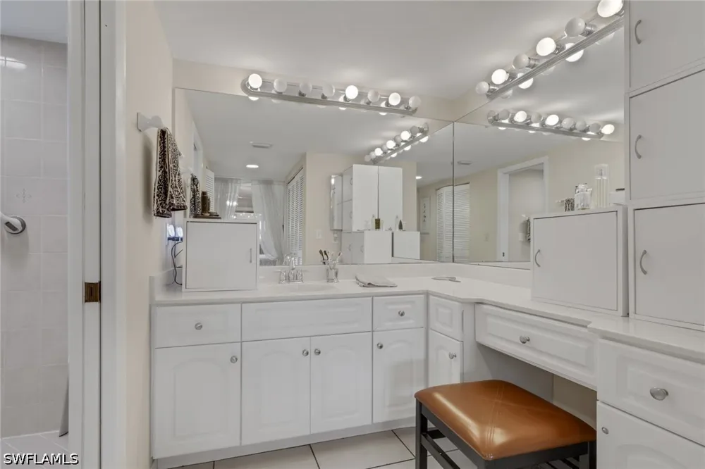 Trailwinds Drive #213 Fort Myers, FL 33907