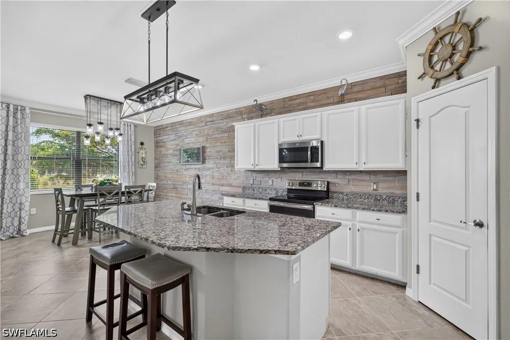 Marton Court Naples, FL 34113
