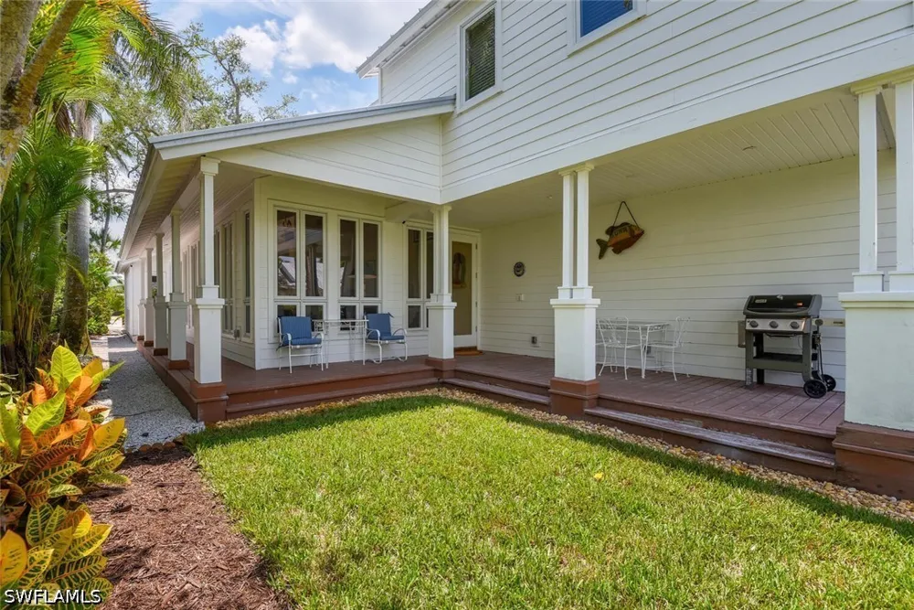 11th Avenue S Naples, FL 34102