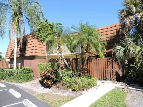 1316 SW 118th Ter #1316