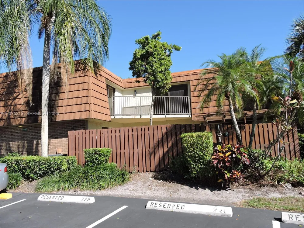 1316 SW 118th Ter #1316 Davie, FL 33325