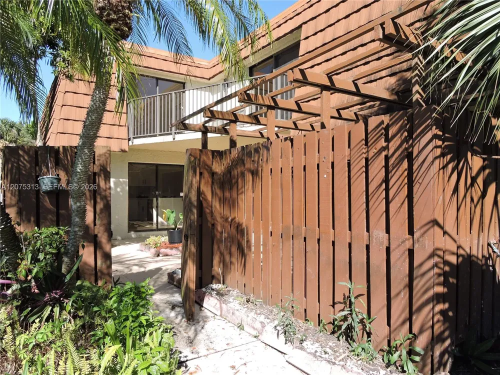 1316 SW 118th Ter #1316 Davie, FL 33325