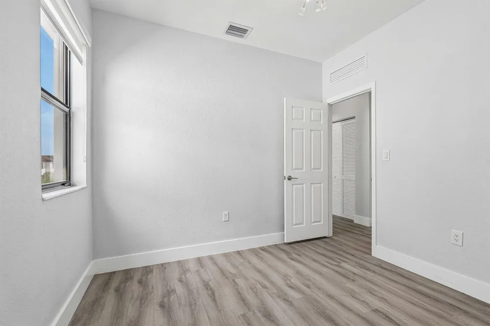 3567 W 110TH TERRACE Hialeah, FL 33018