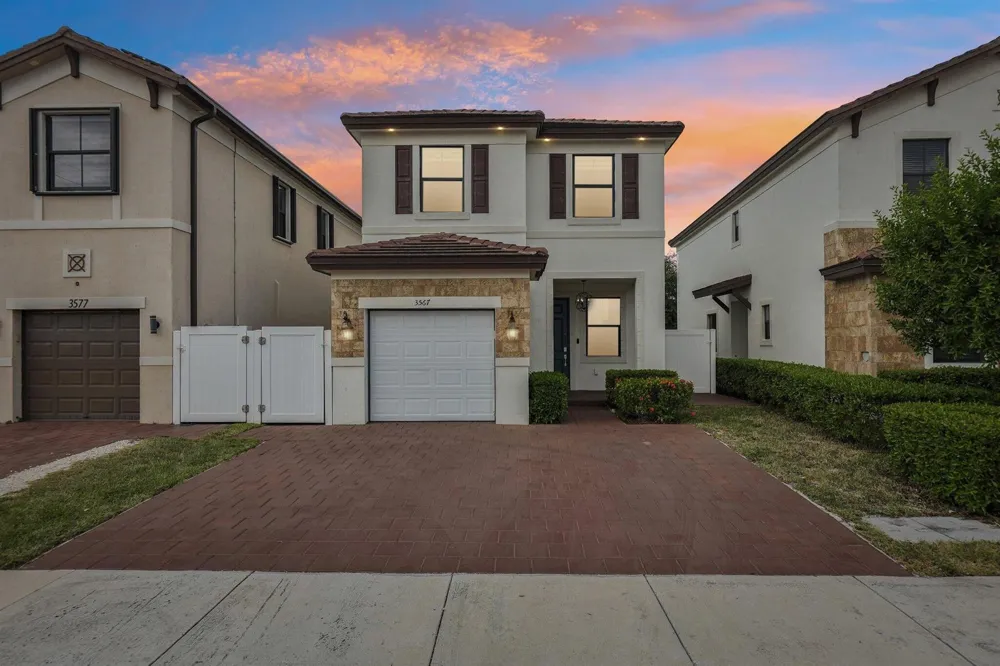 3567 W 110TH TERRACE Hialeah, FL 33018