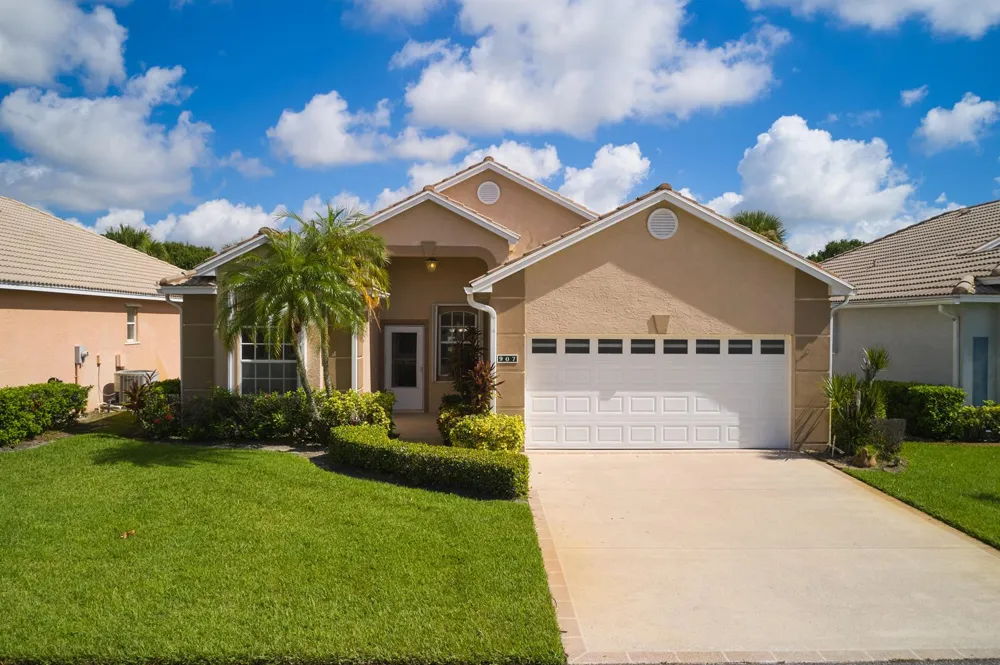 907 NW Sarria Court Port St. Lucie, FL 34986