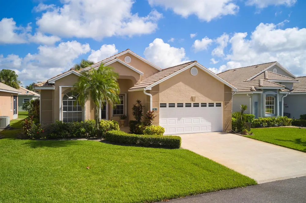 907 NW Sarria Court Port St. Lucie, FL 34986