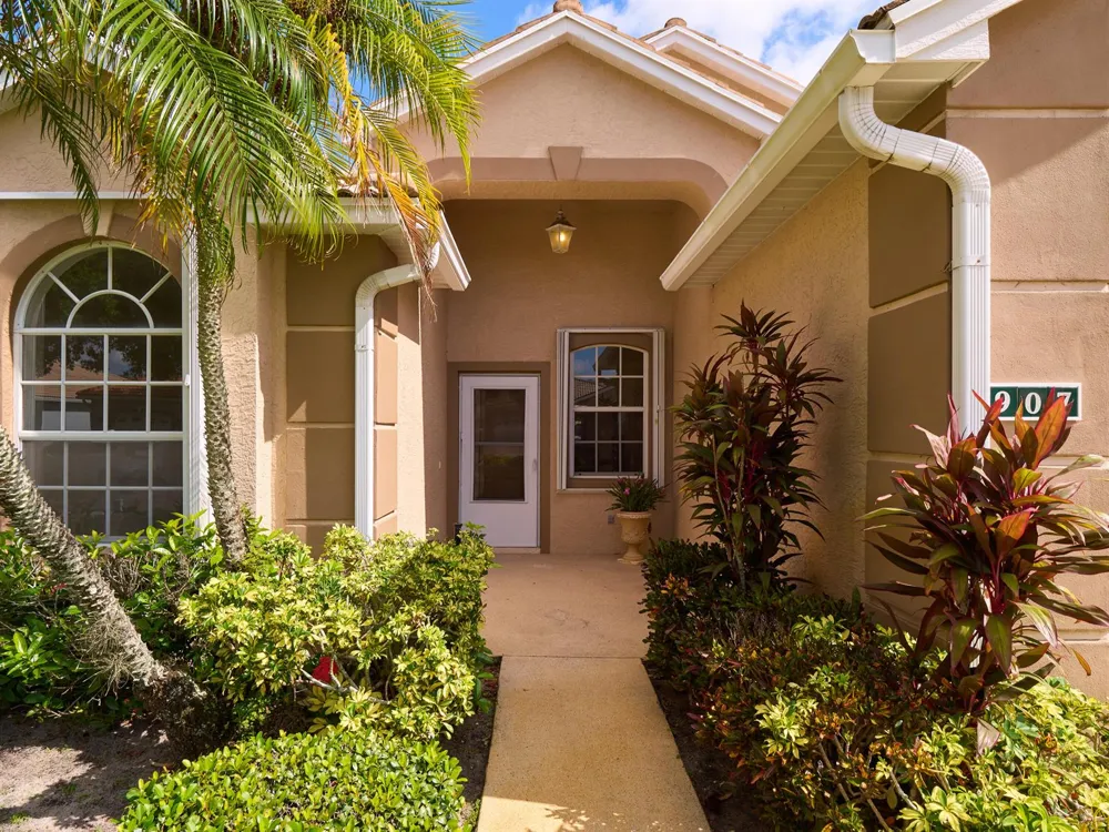 907 NW Sarria Court Port St. Lucie, FL 34986