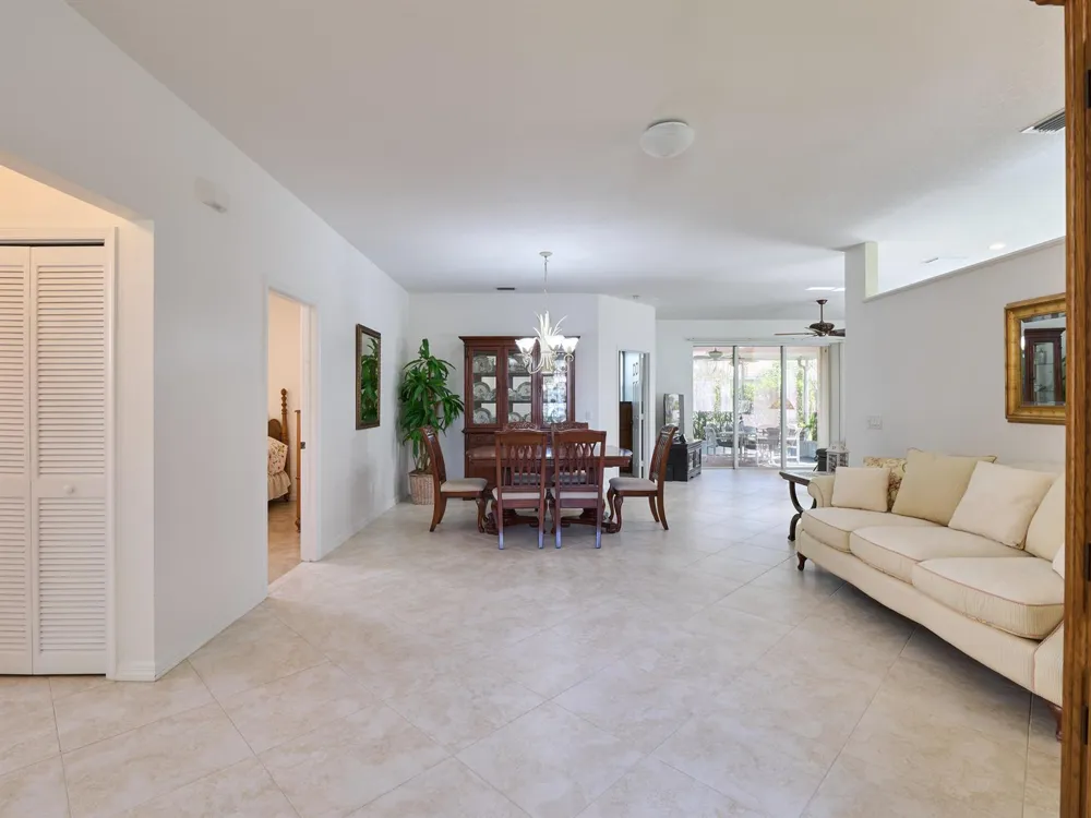 907 NW Sarria Court Port St. Lucie, FL 34986