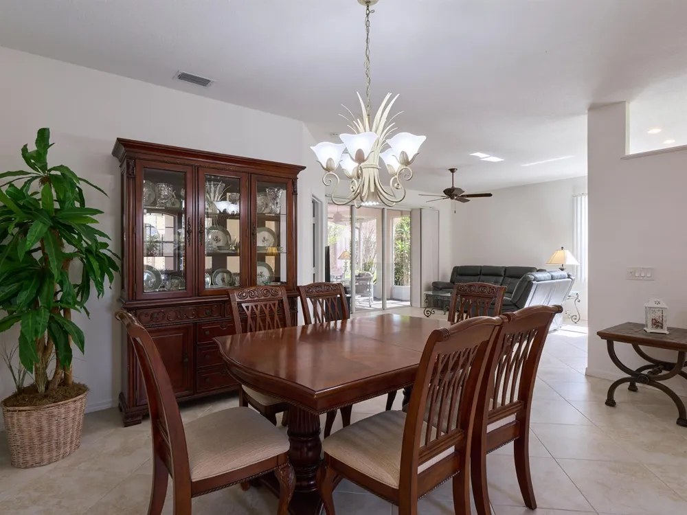 907 NW Sarria Court Port St. Lucie, FL 34986