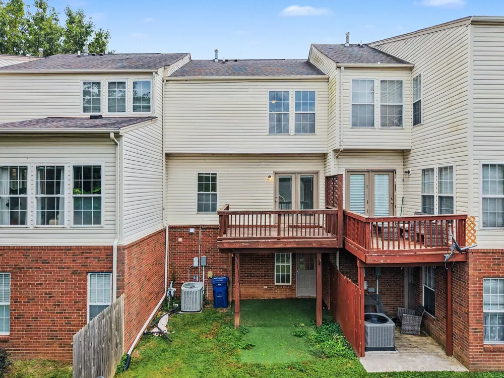 663 Huffine Manor Cir Franklin, TN 37067