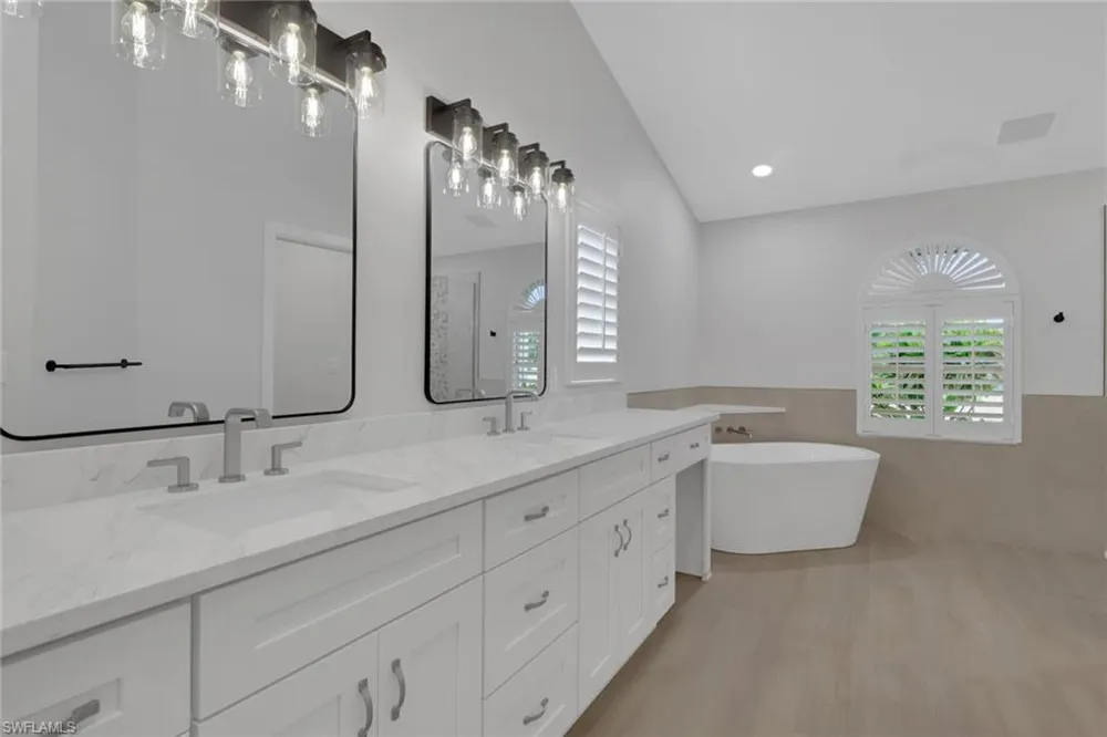 5137 Mabry Drive Naples, FL 34112