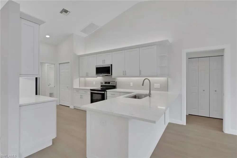 5137 Mabry Drive Naples, FL 34112