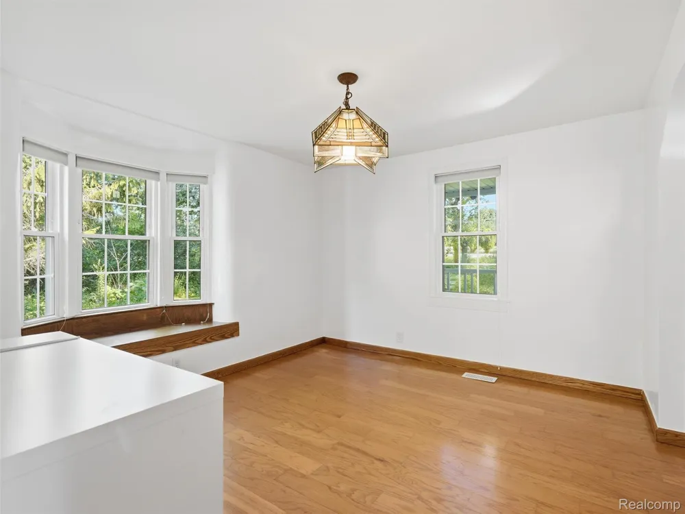 1700 Warren Road Ann Arbor Charter Township, MI 48105