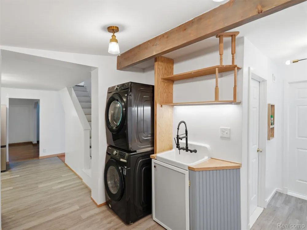 1700 Warren Road Ann Arbor Charter Township, MI 48105